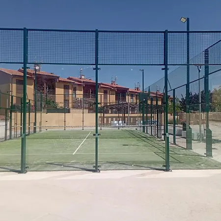 Holiday home Casa La Parra En Teruel