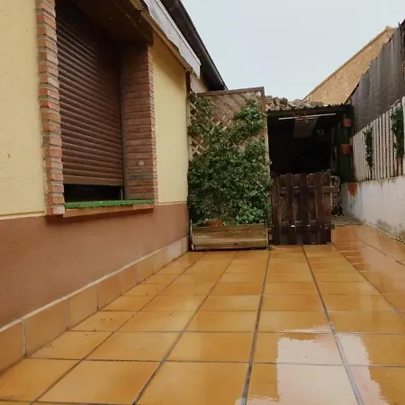 Holiday home Casa La Parra En Teruel